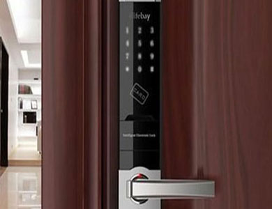 雅安24小时上门开锁公司