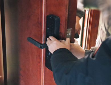 雅安24小时上门开锁公司